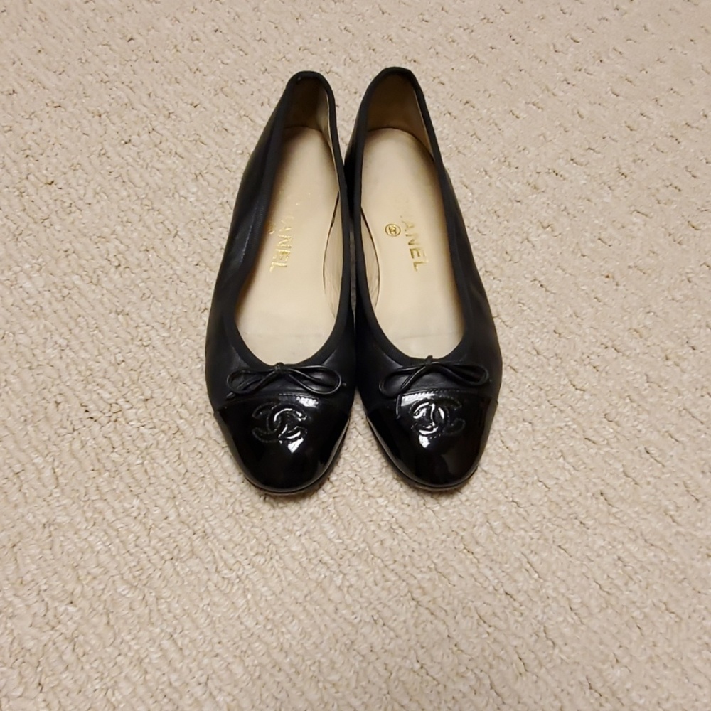 Chanel flats